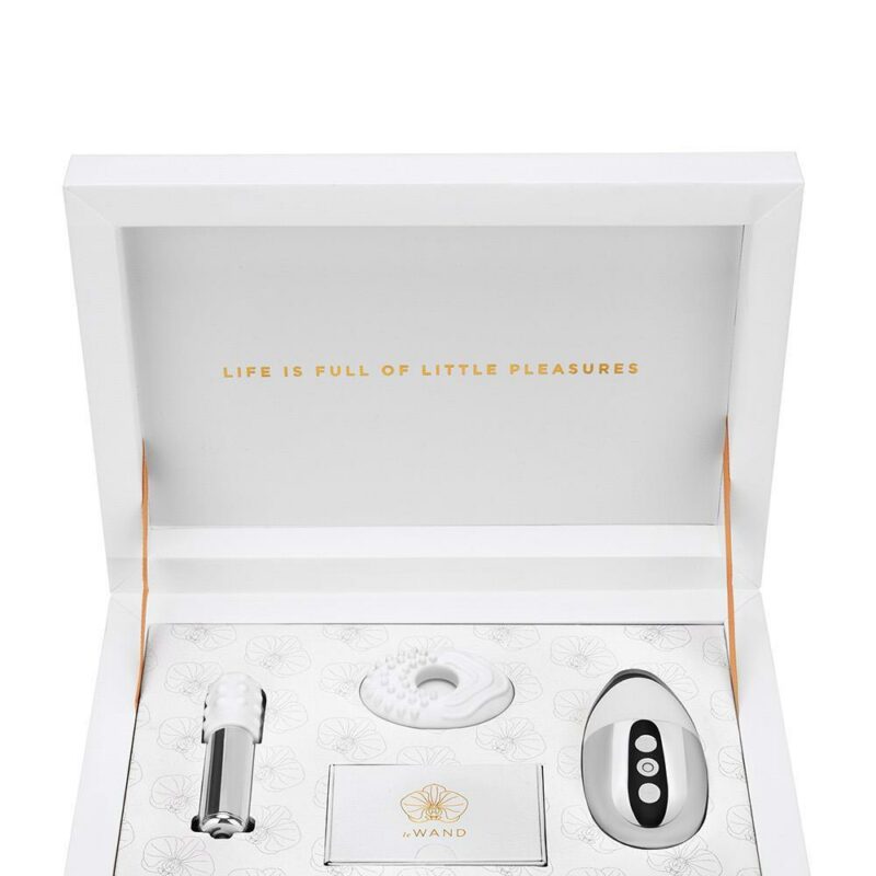 Le Wand Little Pleasures Collection