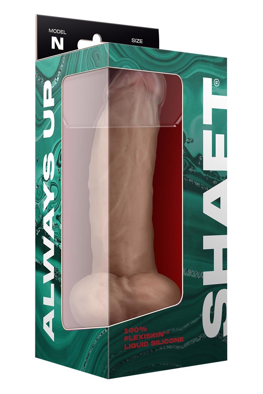 Shaft Model N – realistinis silikoninis dildo su sėklidėmis (9.5 colių, pušies)