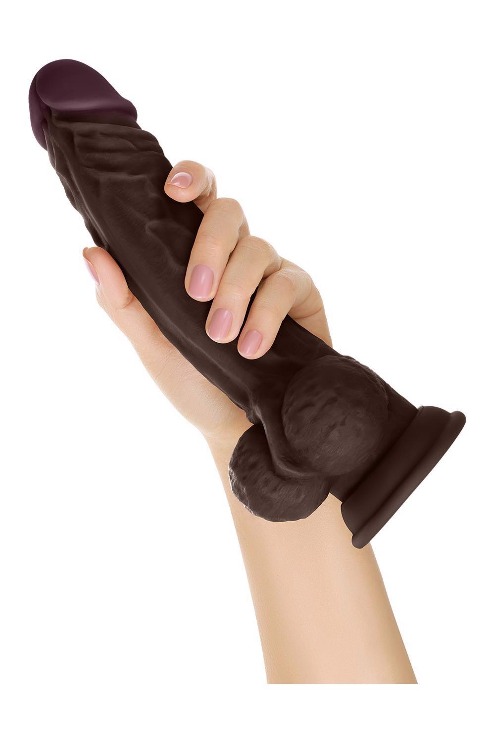 Shaft Model A – realistinis silikoninis dildo su sėklidėmis (10.5 colių, mahogany) - Image 5